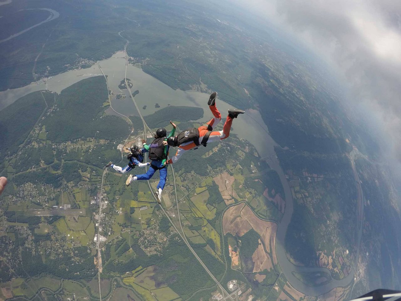 AFF student participating in hands on training while in free fall